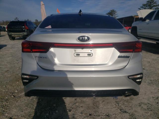 3KPF24AD0LE212549 - 2020 KIA FORTE FE SILVER photo 6