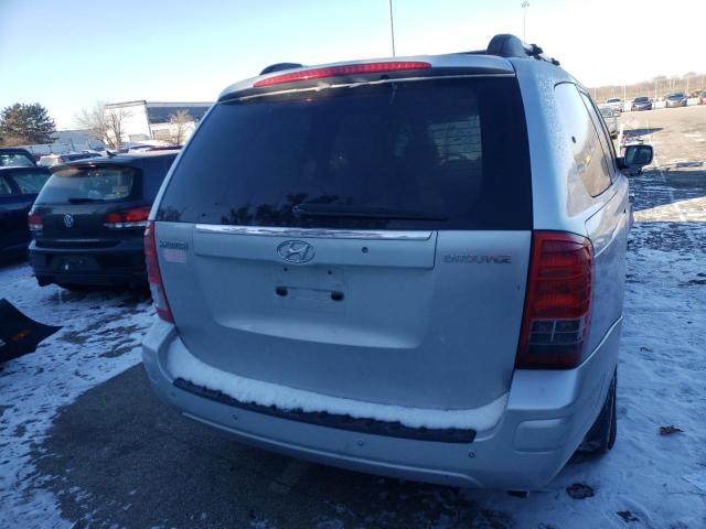 KNDMC233086051128 - 2008 HYUNDAI ENTOURAGE GLS SILVER photo 6