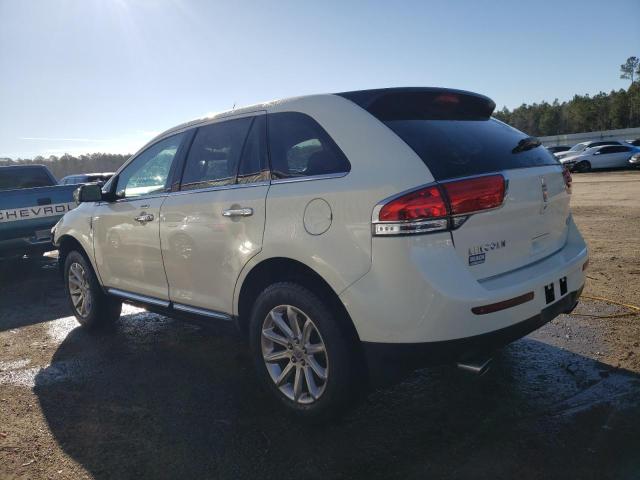 2LMDJ6JK6DBL48620 - 2013 LINCOLN MKX WHITE photo 2