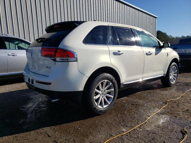 2LMDJ6JK6DBL48620 - 2013 LINCOLN MKX WHITE photo 3