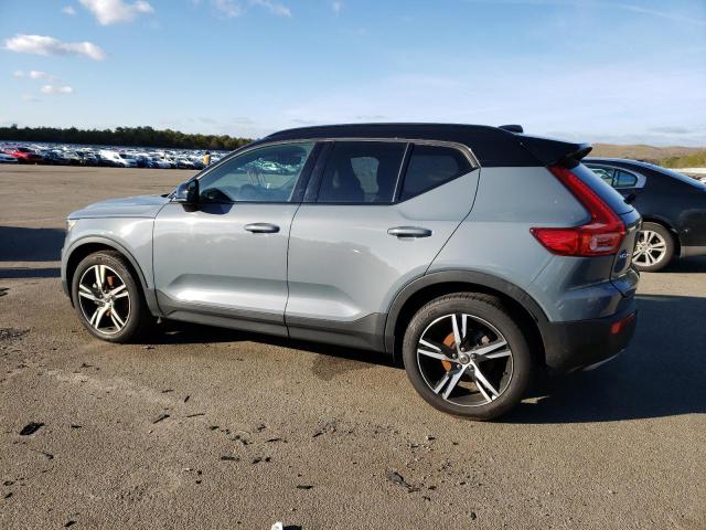 YV4162UM1L2336905 - 2020 VOLVO XC40 T5 R-DESIGN GRAY photo 2