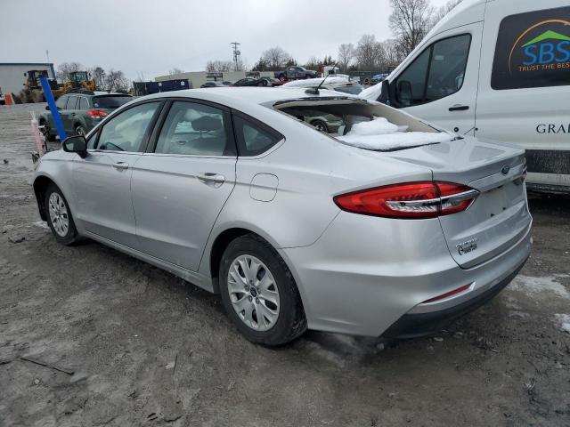 3FA6P0G79KR166566 - 2019 FORD FUSION S SILVER photo 2