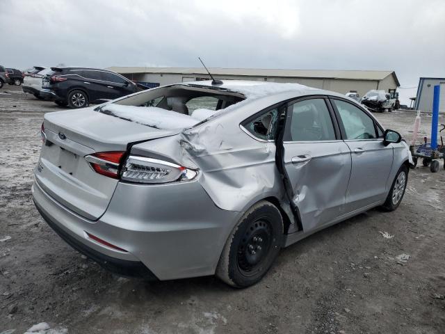 3FA6P0G79KR166566 - 2019 FORD FUSION S SILVER photo 3