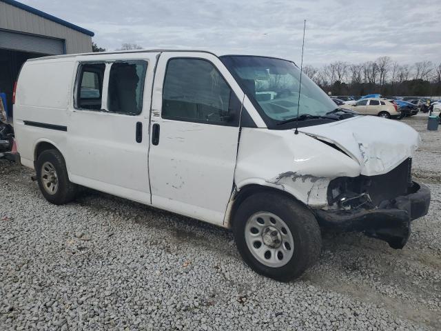 1GCFG154091166128 - 2009 CHEVROLET EXPRESS G1 WHITE photo 4