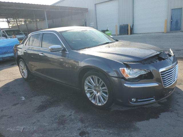 2C3CCAEG0DH665339 - 2013 CHRYSLER 300C GRAY photo 4