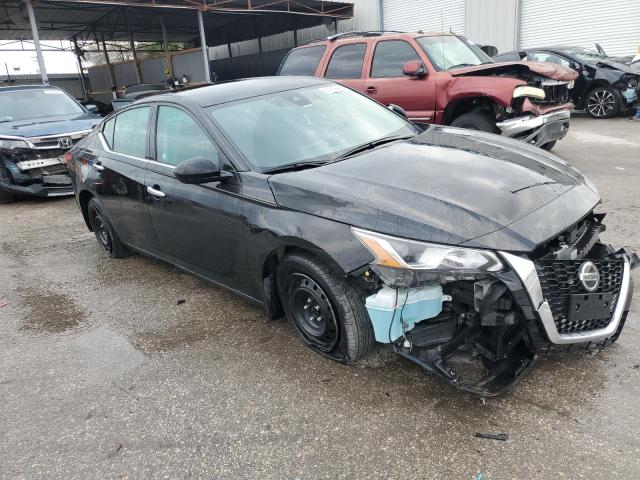 1N4BL4BV1MN377614 - 2021 NISSAN ALTIMA S BLACK photo 4