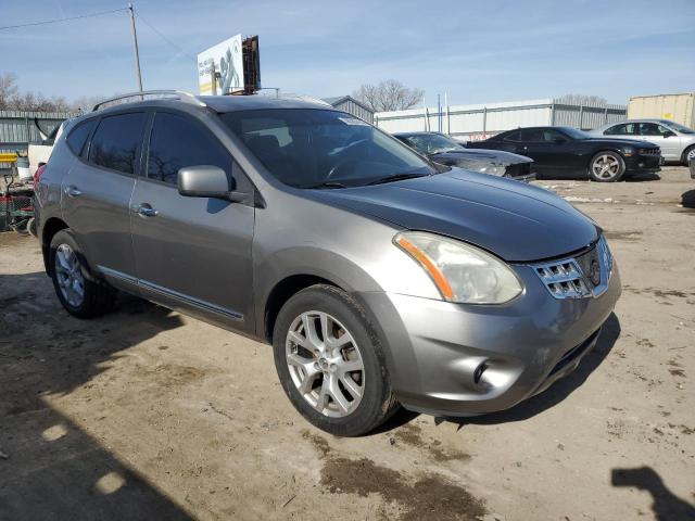 JN8AS5MT2BW573308 - 2011 NISSAN ROGUE S SILVER photo 4