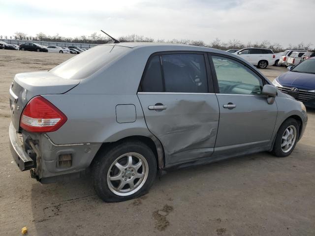 3N1BC11E67L408731 - 2007 NISSAN VERSA S GRAY photo 3