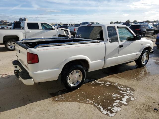 1GTCS19W028201115 - 2002 GMC SONOMA WHITE photo 3