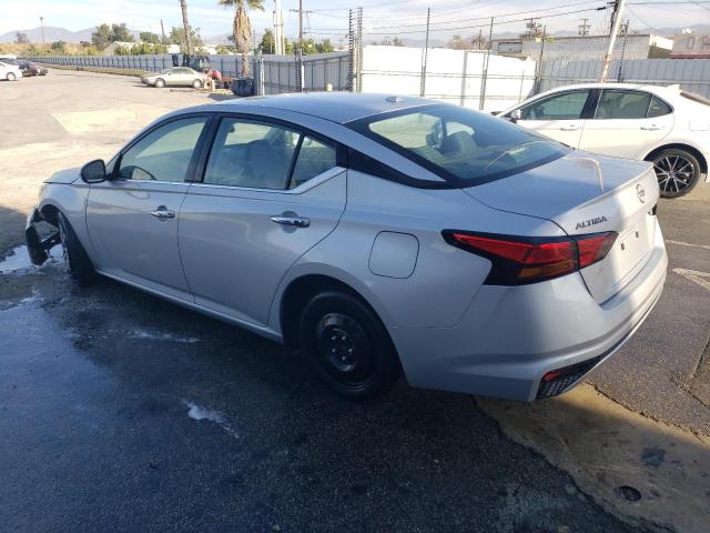 1N4BL4DV3PN393461 - 2023 NISSAN ALTIMA SV SILVER photo 2