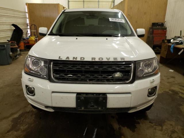 SALFR2BG1EH407154 - 2014 LAND ROVER LR2 HSE WHITE photo 5