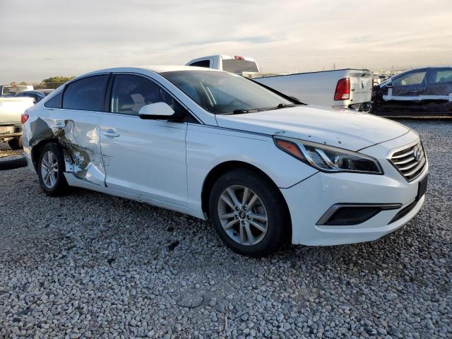 5NPE24AF7HH510791 - 2017 HYUNDAI SONATA SE WHITE photo 4