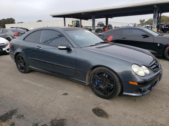 WDBTJ72H88F245612 - 2008 MERCEDES-BENZ CLK 550 CHARCOAL photo 4