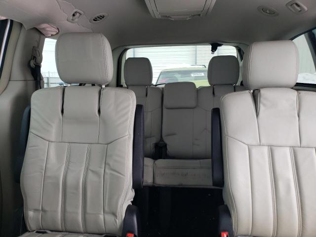 2C4RC1BG2CR125798 - 2012 CHRYSLER TOWN & COU TOURING SILVER photo 10