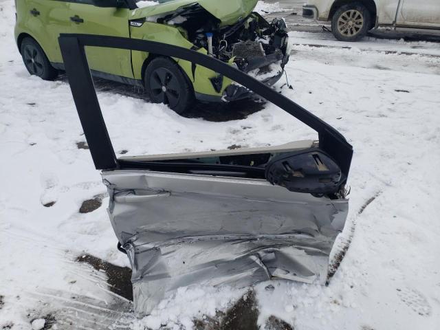 2C4RC1BG2CR125798 - 2012 CHRYSLER TOWN & COU TOURING SILVER photo 13