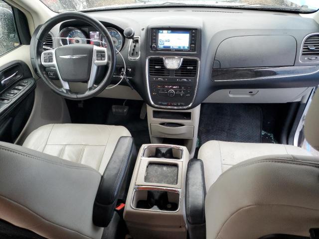 2C4RC1BG2CR125798 - 2012 CHRYSLER TOWN & COU TOURING SILVER photo 8