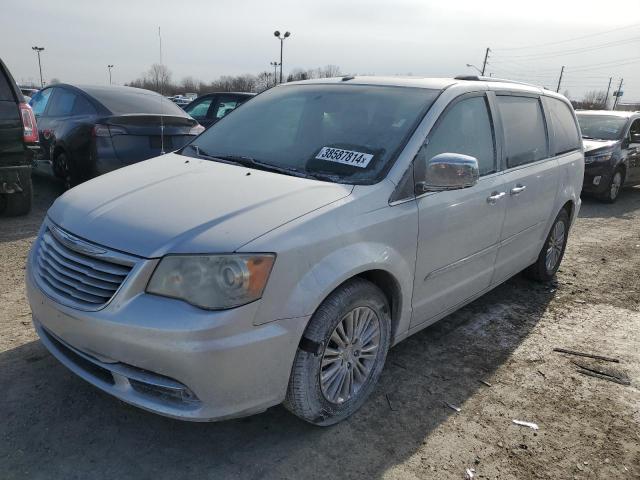 2A4RR6DGXBR683819 - 2011 CHRYSLER TOWN & COU LIMITED WHITE photo 1