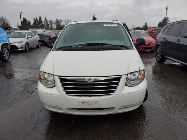 2A4GP44R36R887189 - 2006 CHRYSLER TOWN & COU LX WHITE photo 5