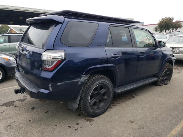 JTEBU5JR2H5468443 - 2017 TOYOTA 4RUNNER SR5/SR5 PREMIUM BLUE photo 3