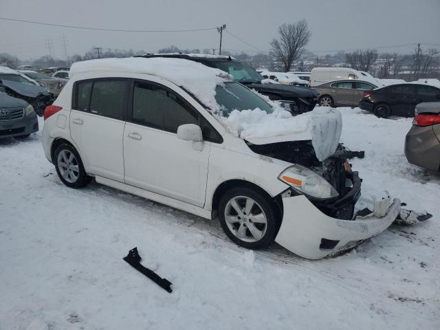 3N1BC1CP6BL504902 - 2011 NISSAN VERSA S WHITE photo 4