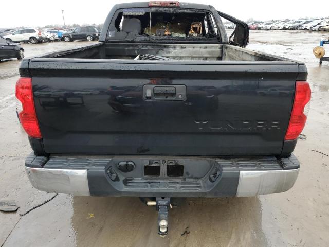 5TFRM5F19JX133535 - 2018 TOYOTA TUNDRA DOUBLE CAB SR/SR5 BLACK photo 6