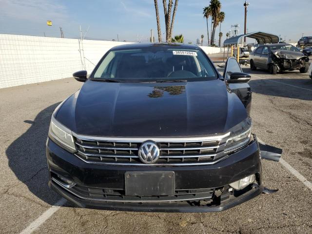 1VWBA7A30JC021001 - 2018 VOLKSWAGEN PASSAT SE BLACK photo 5