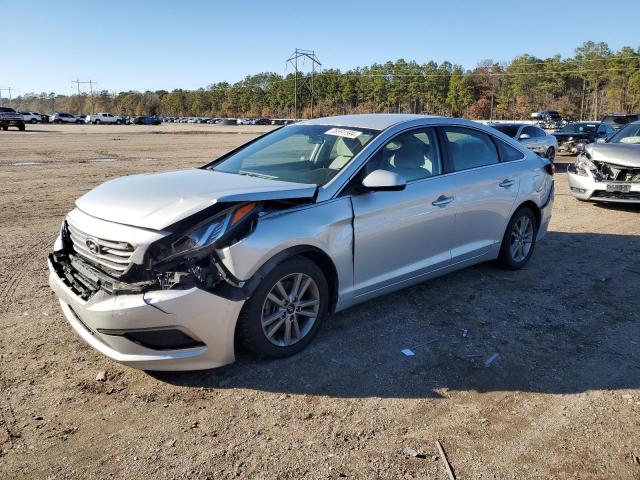 5NPE24AF0HH521759 - 2017 HYUNDAI SONATA SE SILVER photo 1