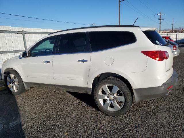 1GNEV33D39S109939 - 2009 CHEVROLET TRAVERSE LTZ WHITE photo 2