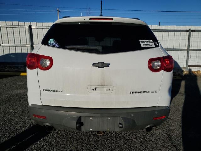 1GNEV33D39S109939 - 2009 CHEVROLET TRAVERSE LTZ WHITE photo 6