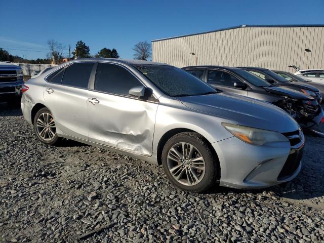 4T1BF1FK5FU958263 - 2015 TOYOTA CAMRY LE SILVER photo 4