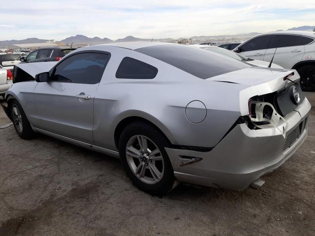 1ZVBP8AM2D5219102 - 2013 FORD MUSTANG SILVER photo 2