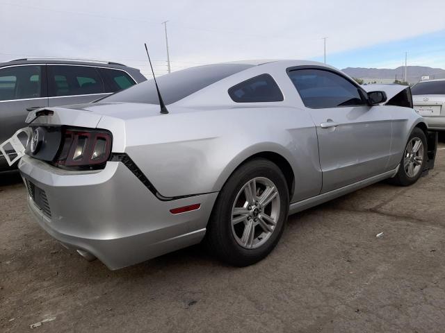 1ZVBP8AM2D5219102 - 2013 FORD MUSTANG SILVER photo 3