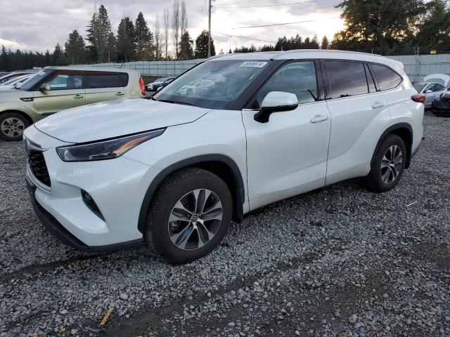 2022 TOYOTA HIGHLANDER XLE, 