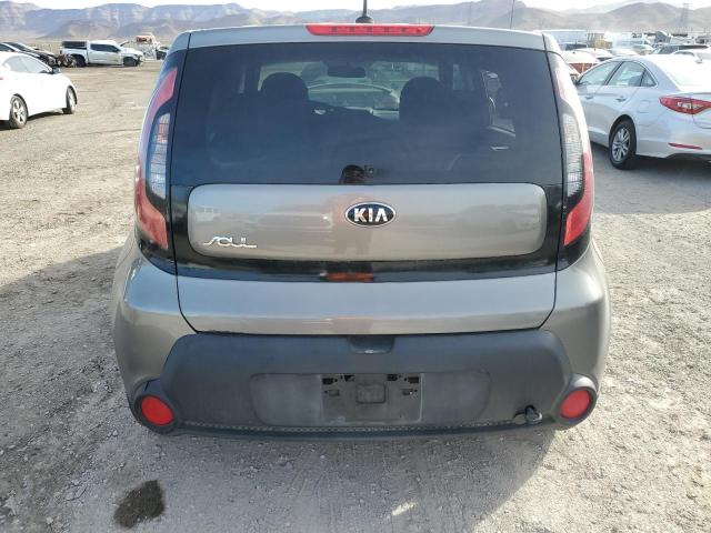 KNDJP3A50F7202381 - 2015 KIA SOUL + GRAY photo 6