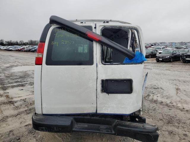 1GCWGFCA1D1172857 - 2013 CHEVROLET EXPRESS G2 WHITE photo 6