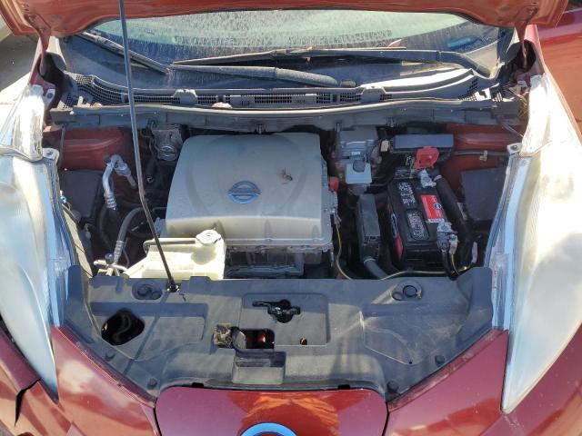 1N4AZ0CP7FC302403 - 2015 NISSAN LEAF S RED photo 11