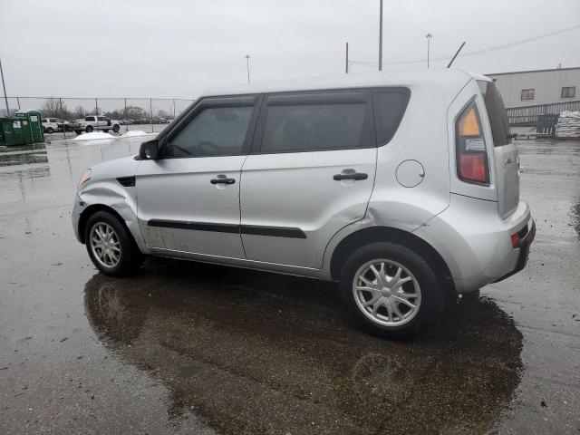 KNDJT2A14B7309334 - 2011 KIA SOUL SILVER photo 2