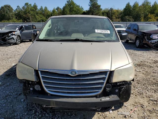 2A8HR44E69R542639 - 2009 CHRYSLER TOWN & COU LX GOLD photo 5