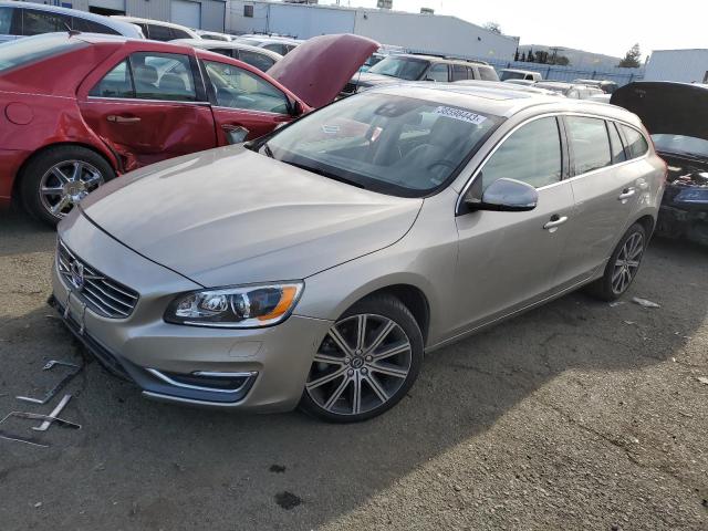 YV140MEM6F1259786 - 2015 VOLVO V60 PLATINUM GOLD photo 1