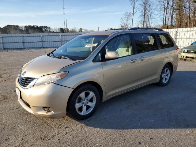 2011 TOYOTA SIENNA LE, 