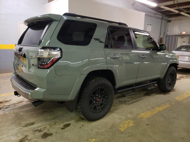 JTEPU5JR9N6076331 - 2022 TOYOTA 4RUNNER SR5/SR5 PREMIUM 灰色 照片 3