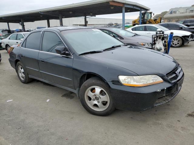 1HGCG6651XA155483 - 1999 HONDA ACCORD LX BLACK photo 4