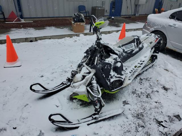 2BPSVAED2EV000078 - 2014 SKI DOO SNOWMOBILE WHITE photo 2