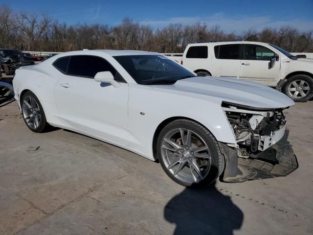 1G1FB1RS2K0140920 - 2019 CHEVROLET CAMARO LS WHITE photo 4