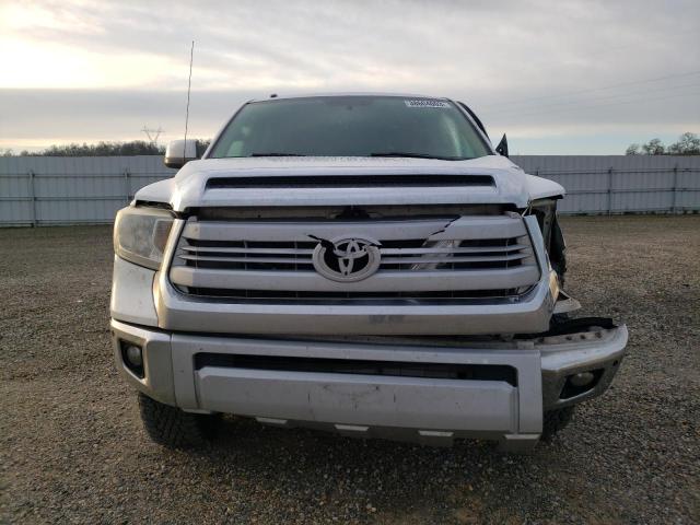 5TFAW5F14EX332411 - 2014 TOYOTA TUNDRA CREWMAX PLATINUM Weiß Foto 5