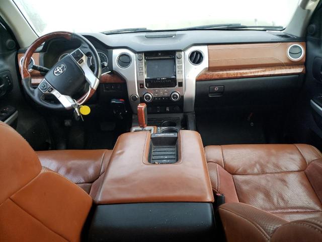 5TFAW5F14EX332411 - 2014 TOYOTA TUNDRA CREWMAX PLATINUM Weiß Foto 8