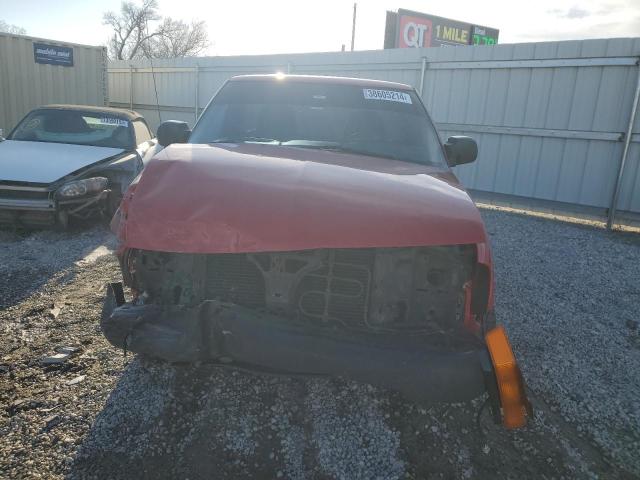 1GCCS1457Y8290978 - 2000 CHEVROLET S TRUCK S10 RED photo 5