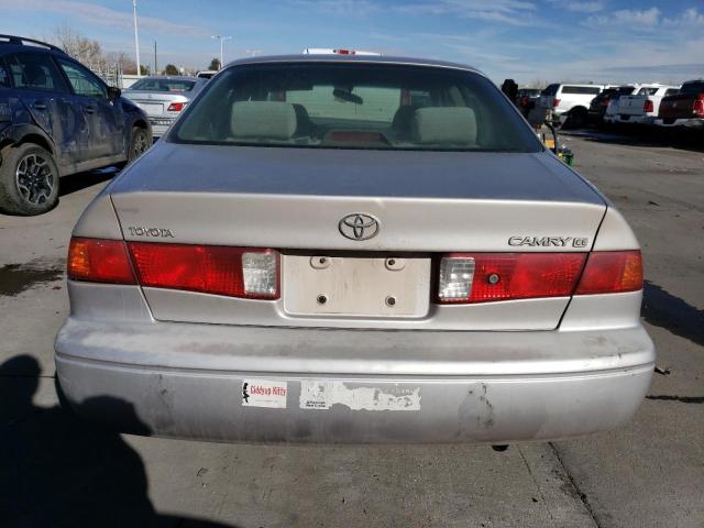 4T1BG22K4YU663926 - 2000 TOYOTA CAMRY CE SILVER photo 6