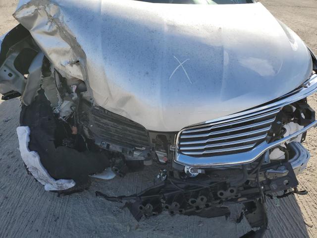 2LMPJ8LR5JBL41706 - 2018 LINCOLN MKX RESERVE فضي صورة 12