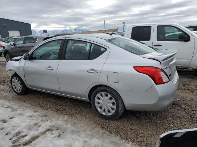 3N1CN7AP6DL886999 - 2013 NISSAN VERSA S SILVER photo 2